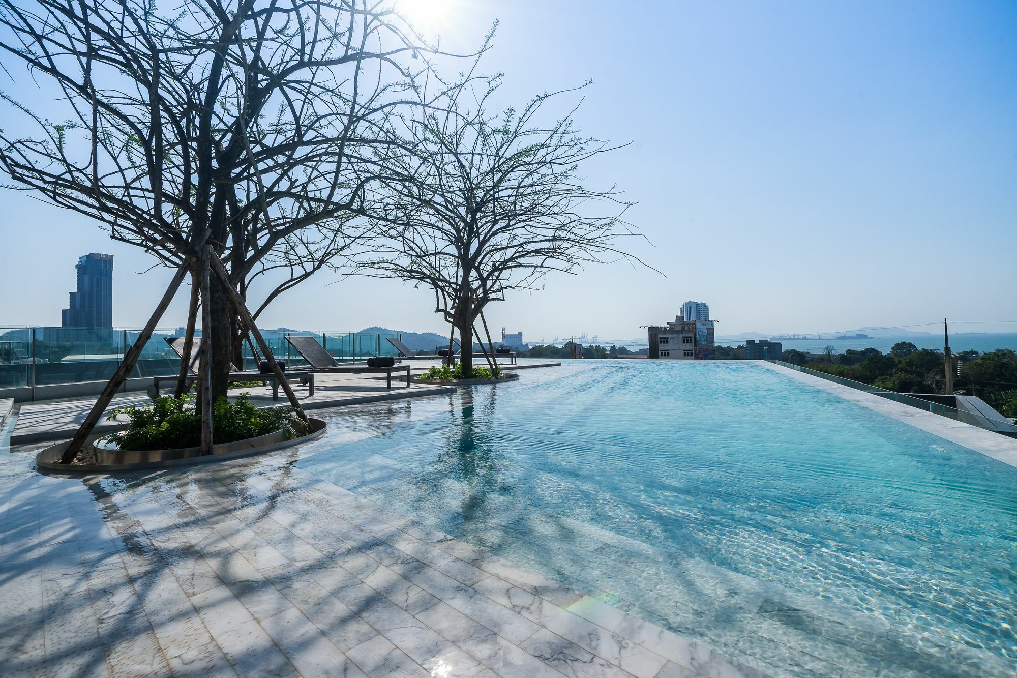 Arize Hotel Sri Racha Si Racha Dış mekan fotoğraf